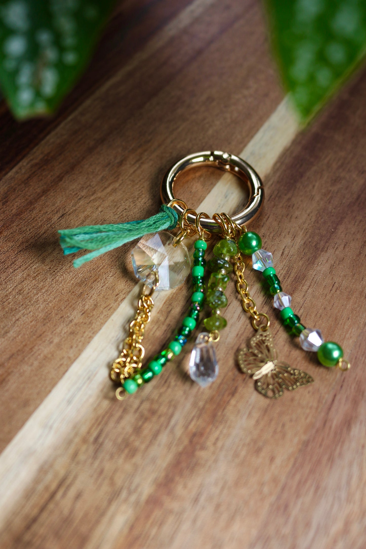 Lumëne — Grigri de sac en péridot - attrape soleil - suncatcher