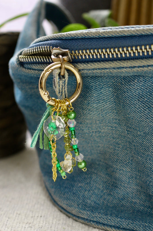 Lumëne — Grigri de sac en péridot - attrape soleil - suncatcher