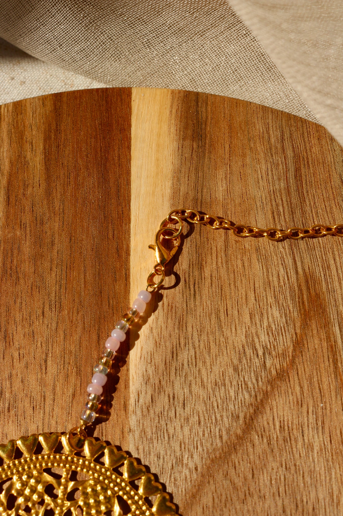Rosalÿa — Suncatcher en quartz rose - Attrape soleil en pierres naturelles